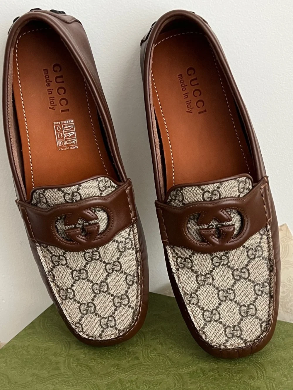 Gucci Men's Shoes Maxi GG Slip-On Loafers Leather Light Size10.5 US 11 EU44.5